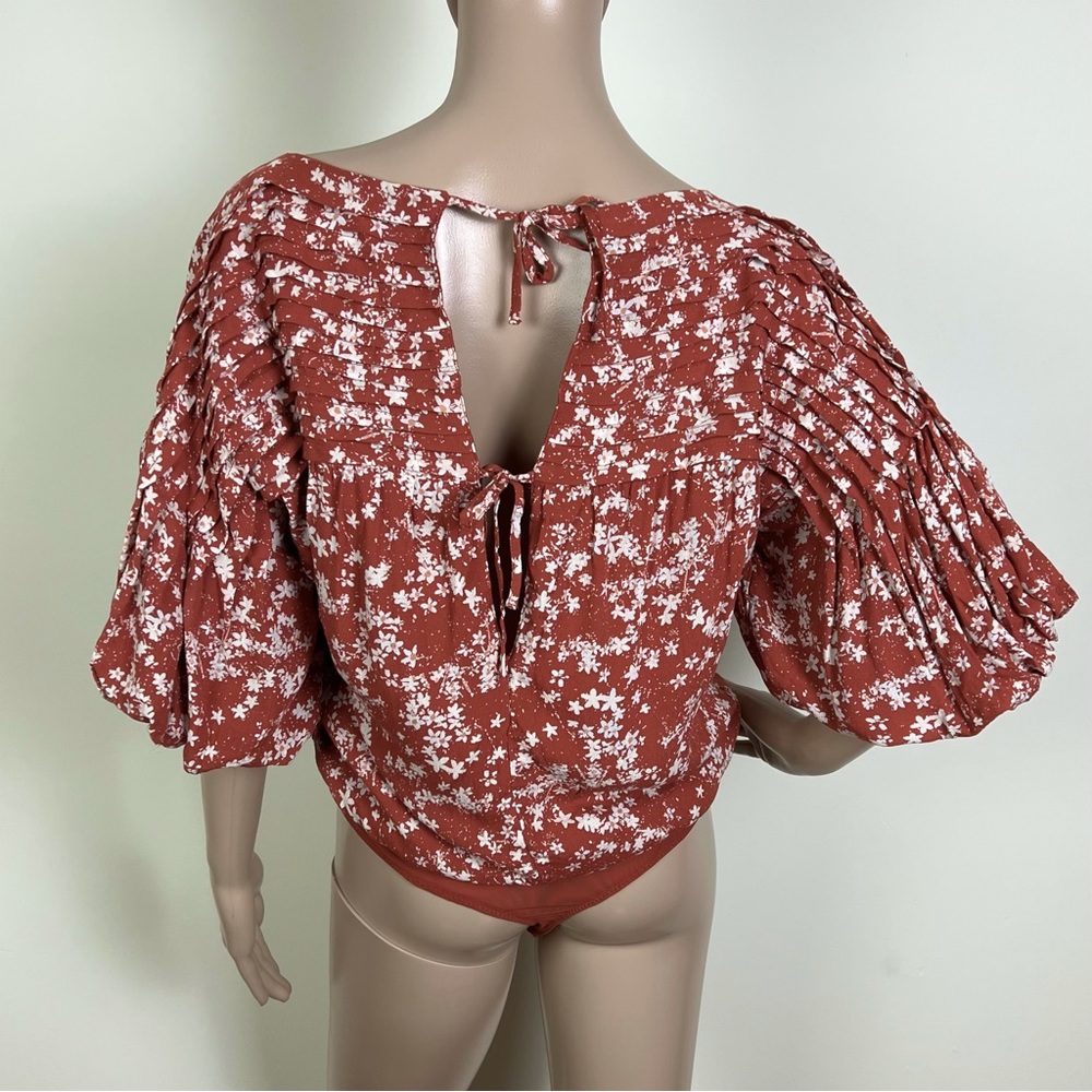 NEW FREE PEOPLE REVOLVE FLORAL PRINT BODYSUIT - Picture 8 of 9